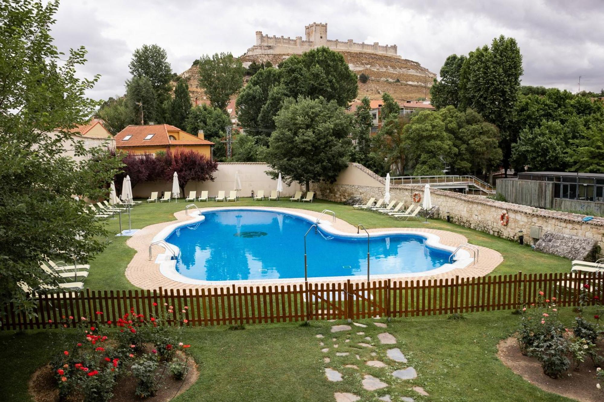 Azz Penafiel Las Claras Hotel & Spa Exterior foto