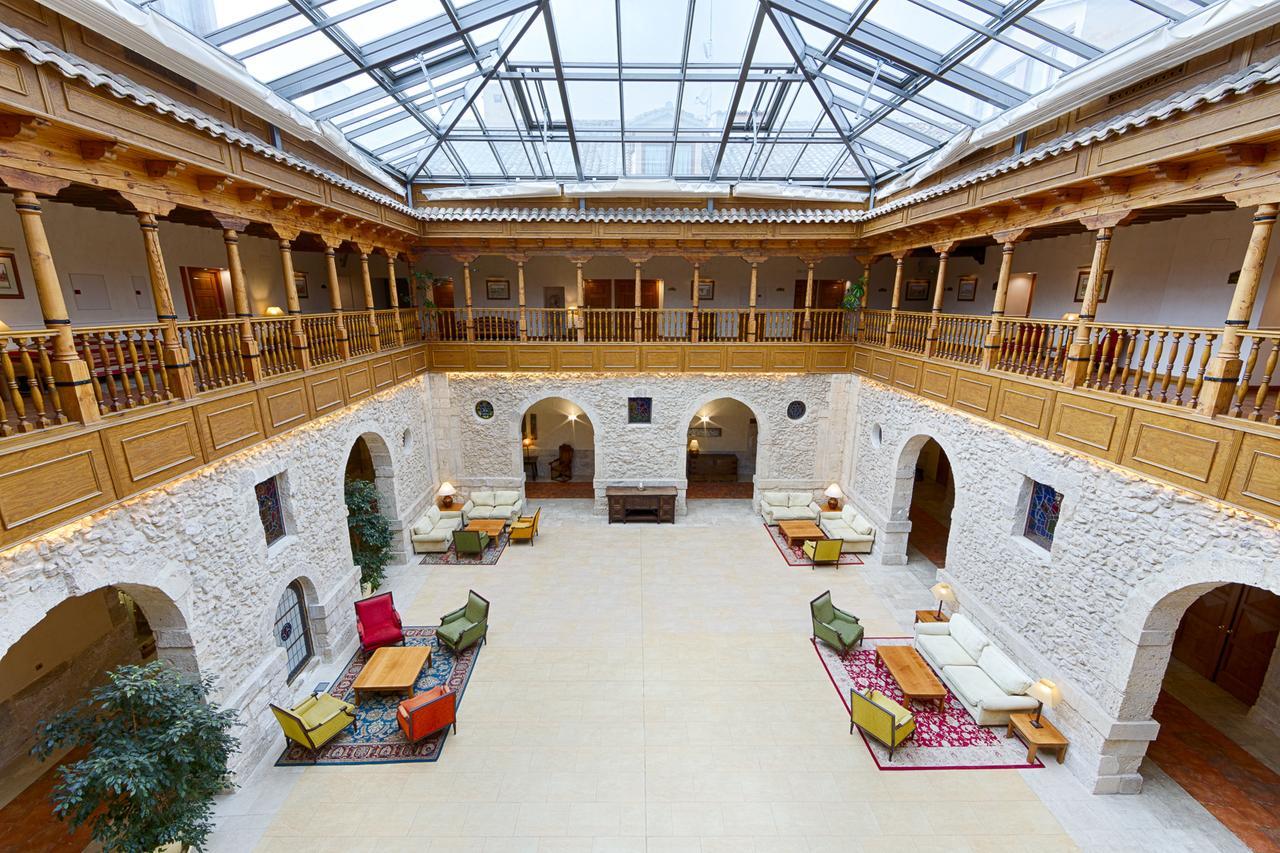 Azz Penafiel Las Claras Hotel & Spa Exterior foto