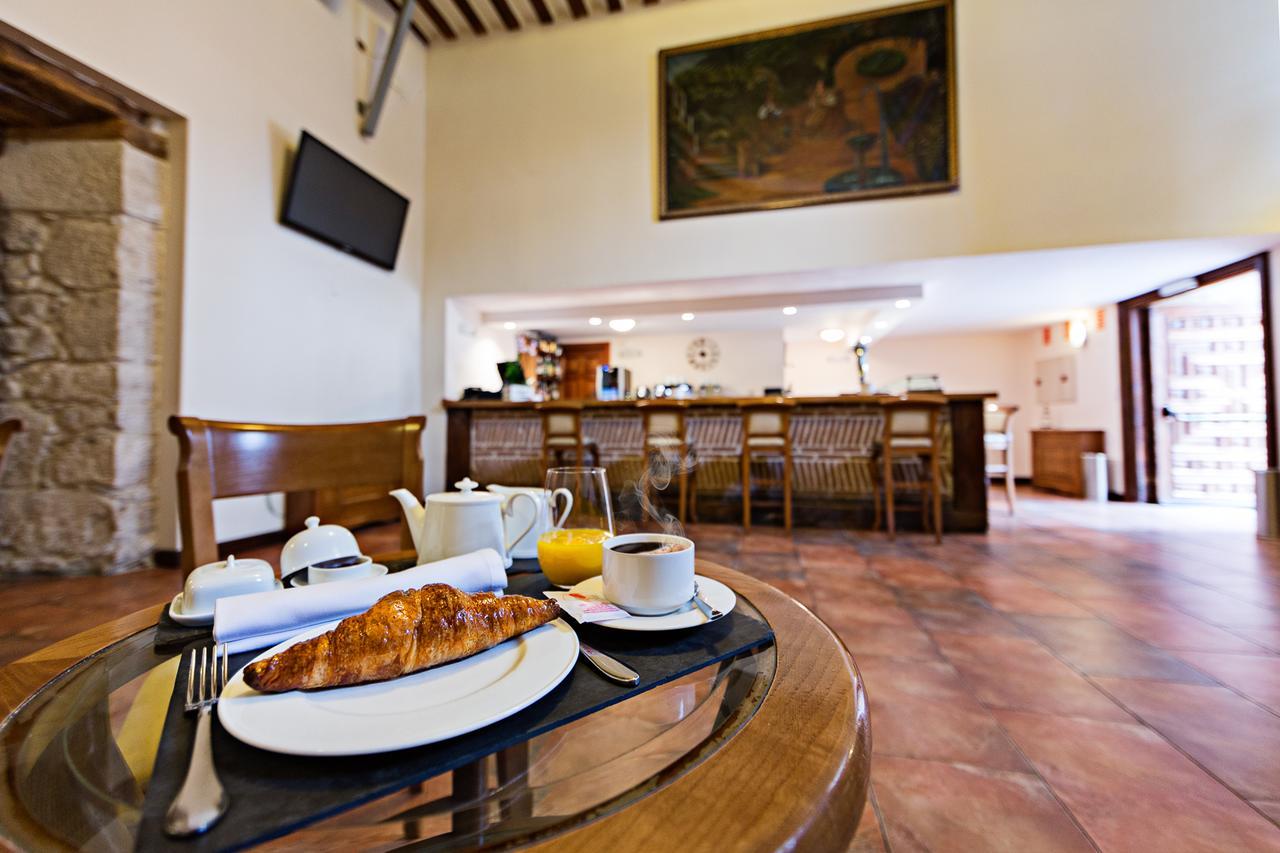 Azz Penafiel Las Claras Hotel & Spa Exterior foto